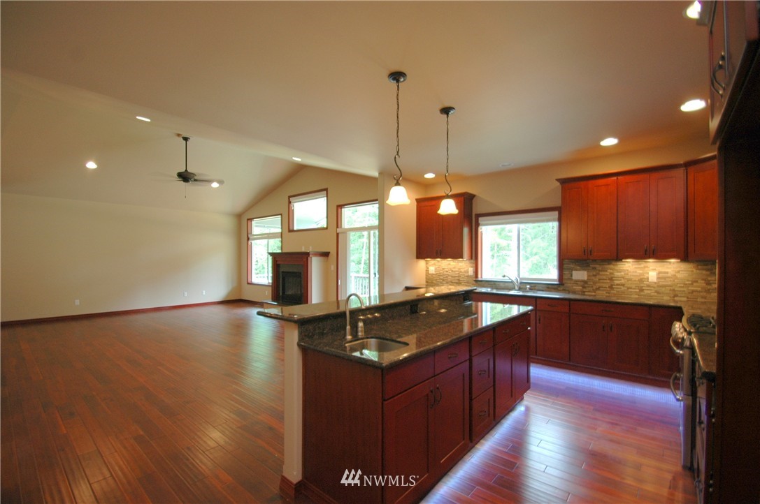 9200 Fox Ridge Lane Southeast Olympia, WA 98513 - Photo 6 of 21 Gallery Image 6