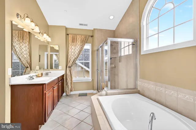 $769,999 | 28241 Knapps, Easton, MD 21601