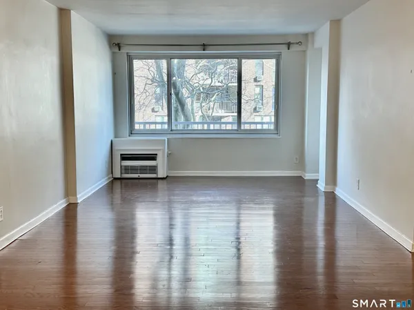 $73,000 | 100 York Street, Unit 3J, New Haven, CT 06511