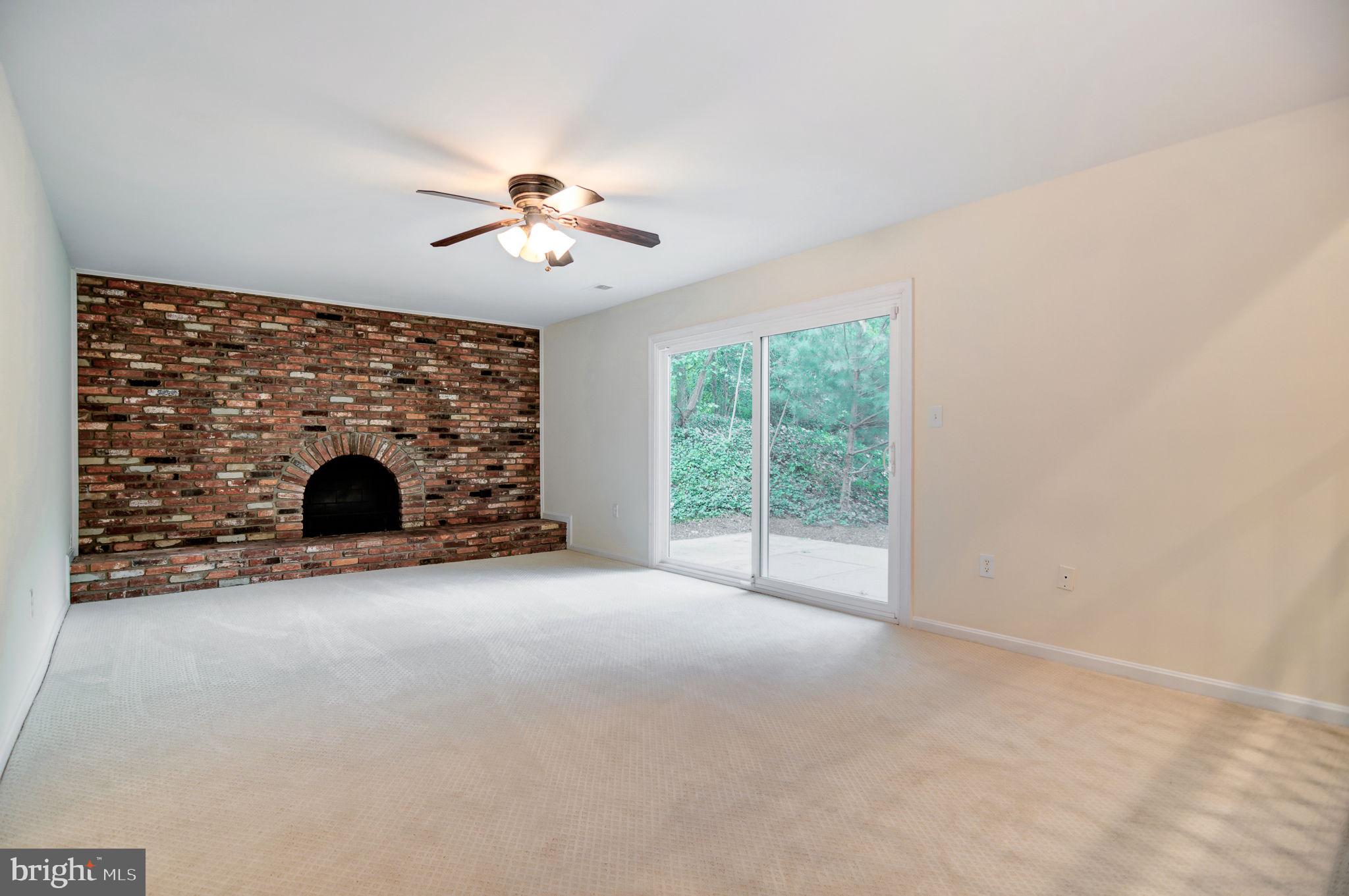 6016 Wheaton Drive Burke, VA 22015 - Photo 14 of 63 Family room.