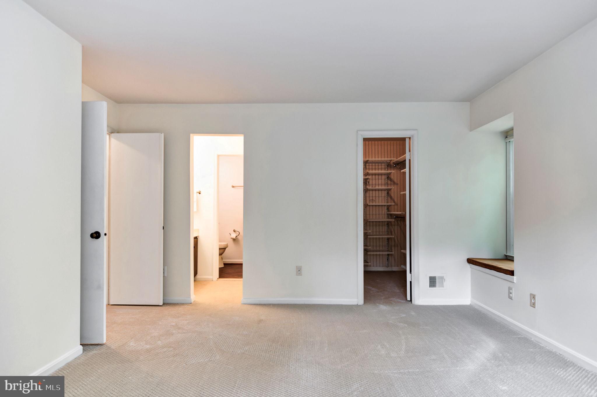 6016 Wheaton Drive Burke, VA 22015 - Photo 32 of 63 Primary Second Floor.