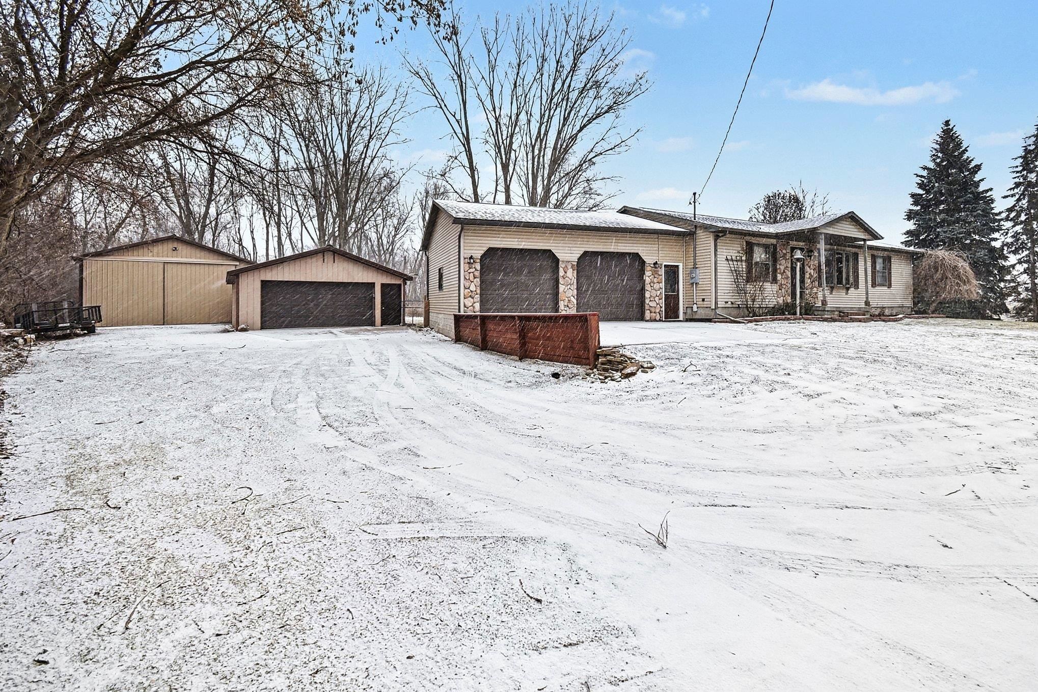 1495 Knight Road Munger, MI 48747 - Photo 3 of 28