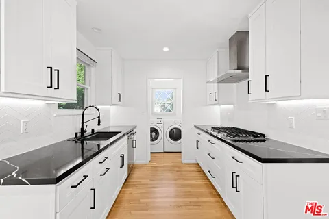 $6,500 | 12730 La Maida Street, Valley Village, CA 91607