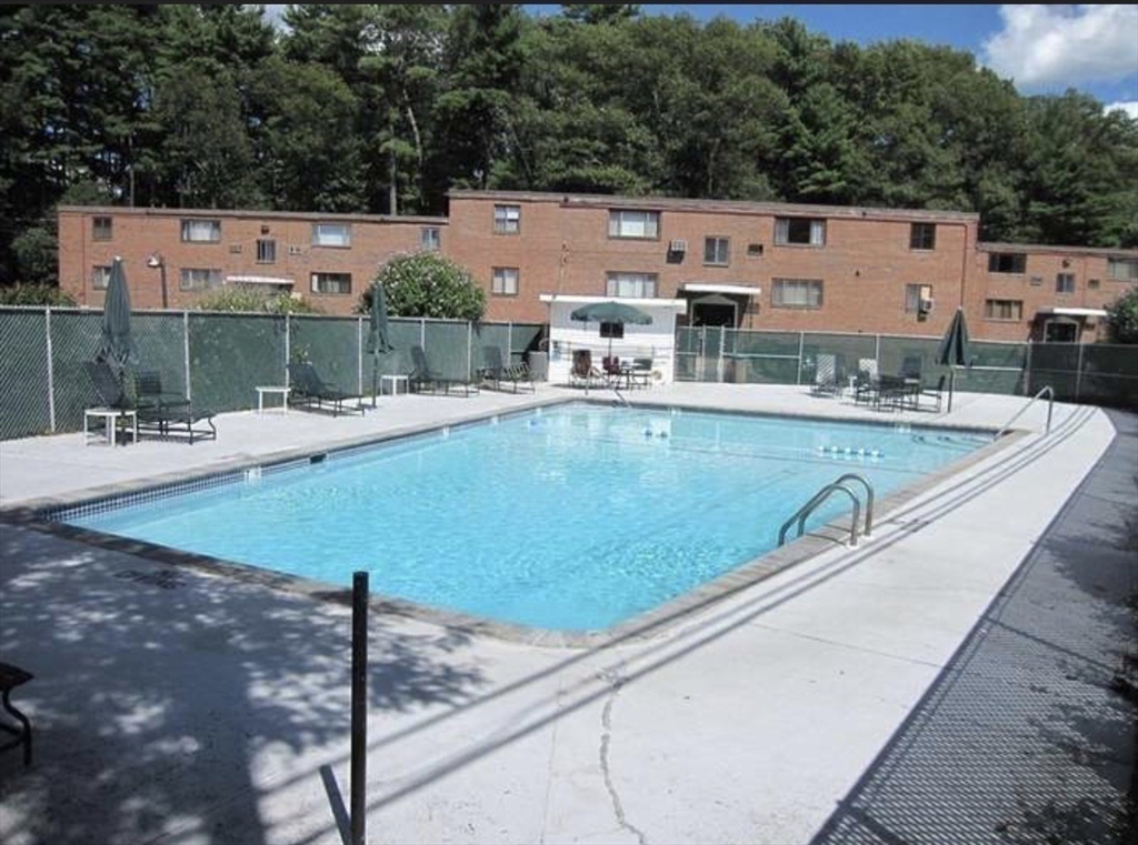 75 Nicholas Road, Unit A Framingham, MA 01701 - Photo 12 of 14