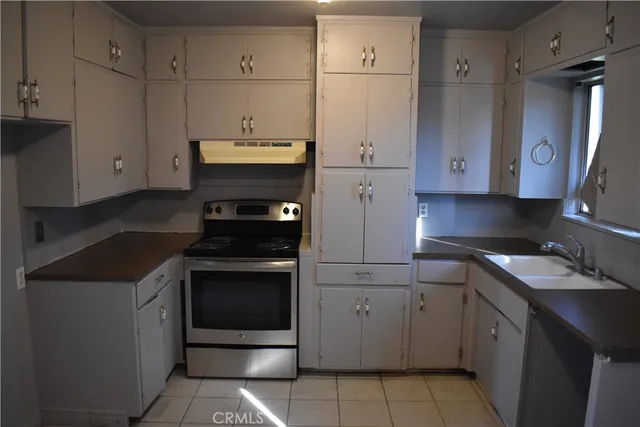 $395,000 | 842 East Alexander Avenue, Merced, CA 95340