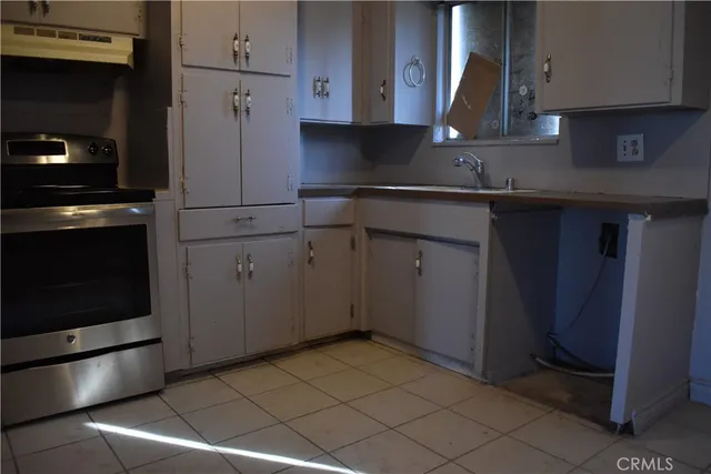 $395,000 | 842 East Alexander Avenue, Merced, CA 95340