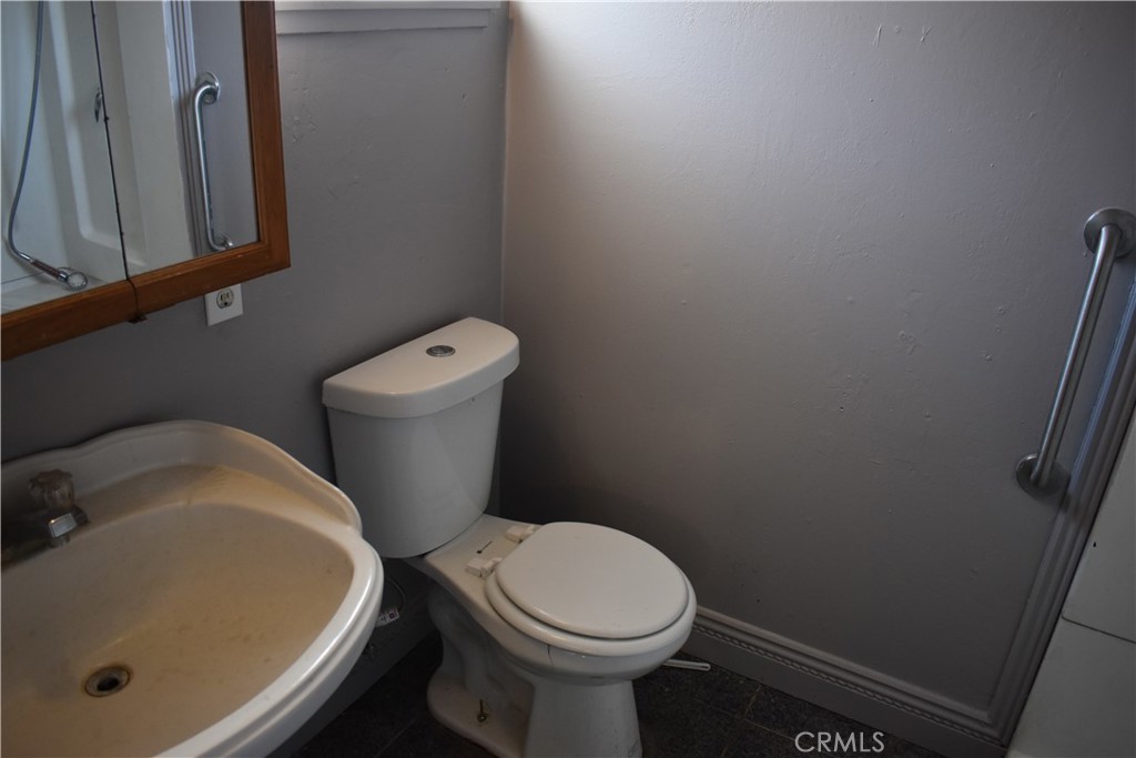 842 East Alexander Avenue Merced, CA 95340 - Photo 19 of 29