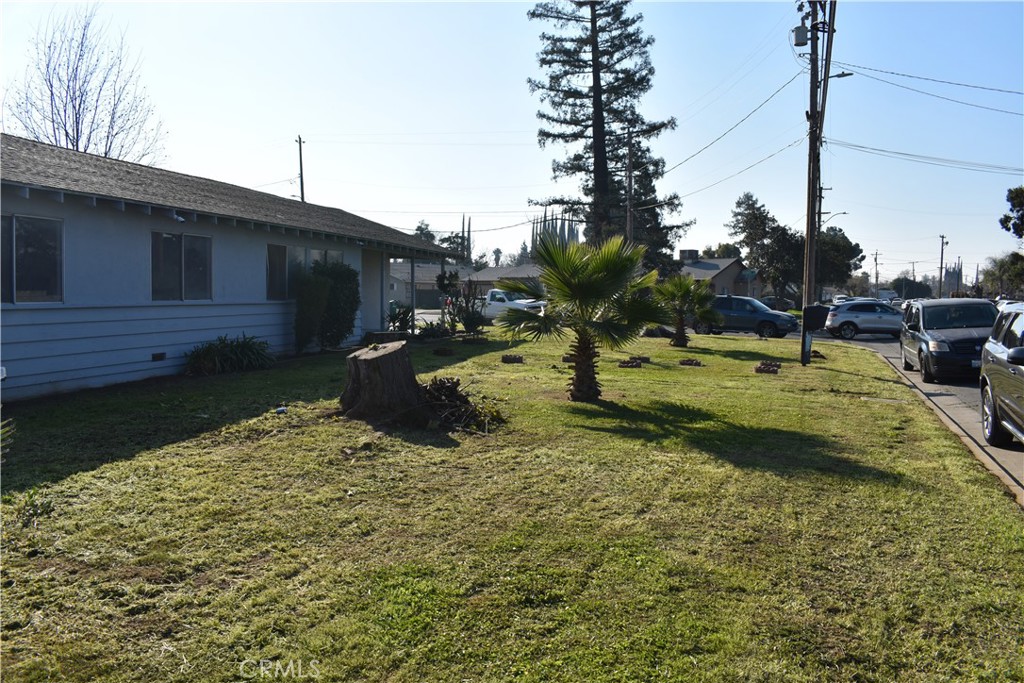 842 East Alexander Avenue Merced, CA 95340 - Photo 4 of 29