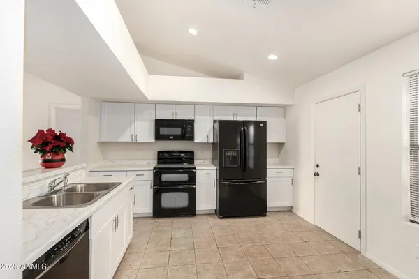 $478,990 | 2702 East Cathedral Rock Drive, Phoenix, AZ 85048