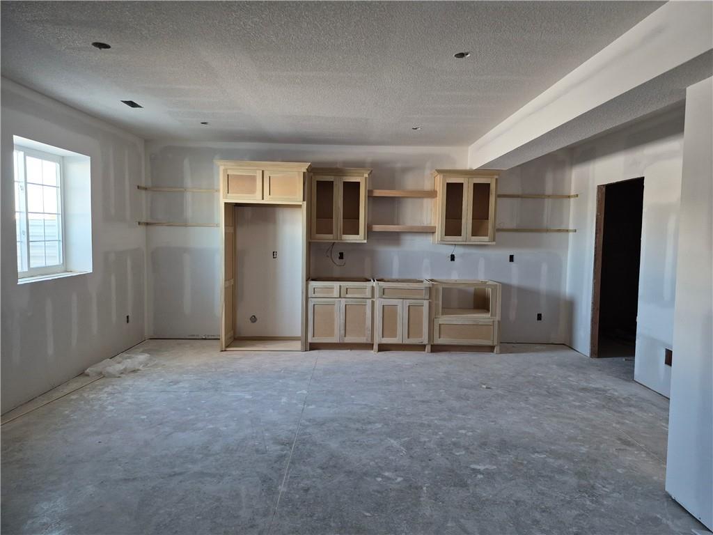 4539 North 145th Terrace Basehor, KS 66007 - Photo 19 of 73