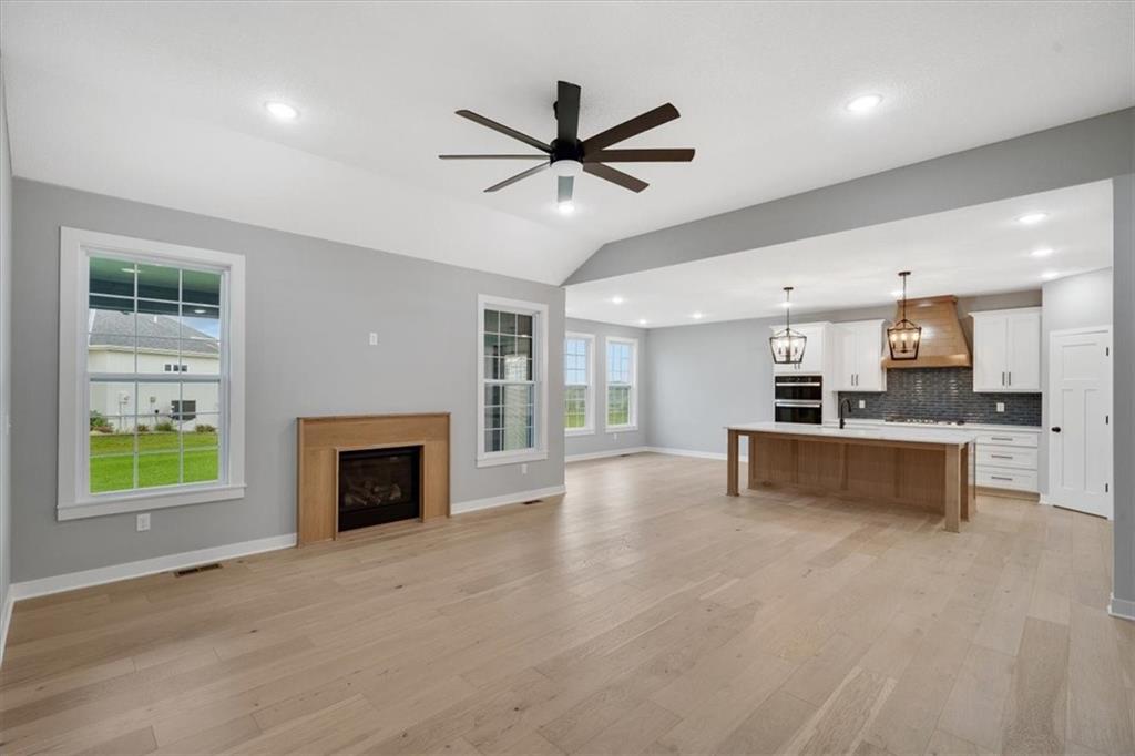 4539 North 145th Terrace Basehor, KS 66007 - Photo 31 of 73