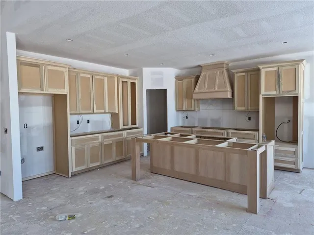 $609,000 | 4539 North 145th Terrace, Basehor, KS 66007