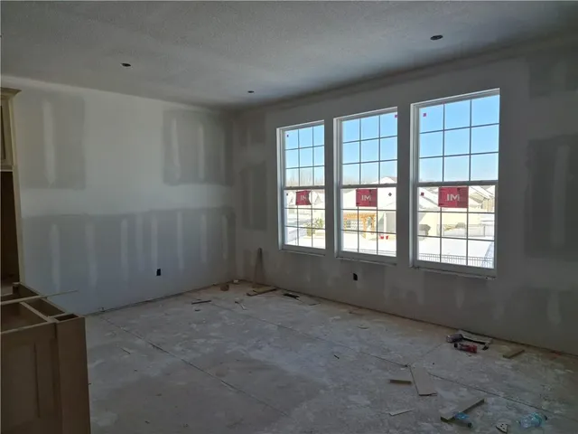 $609,000 | 4539 North 145th Terrace, Basehor, KS 66007