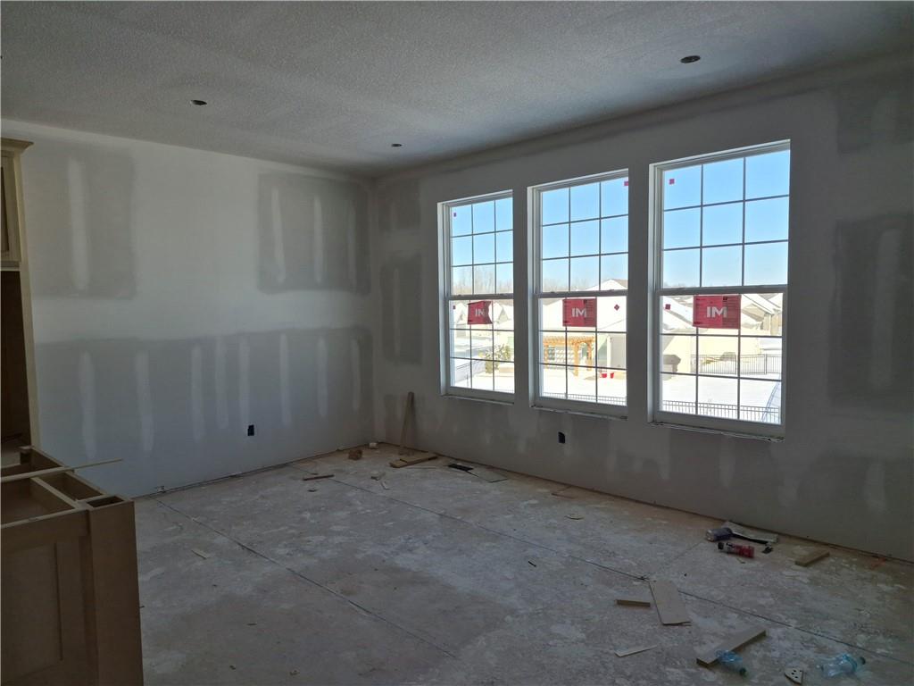 4539 North 145th Terrace Basehor, KS 66007 - Photo 7 of 73