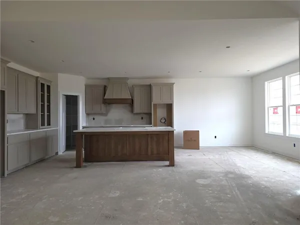 $609,000 | 4539 North 145th Terrace, Basehor, KS 66007