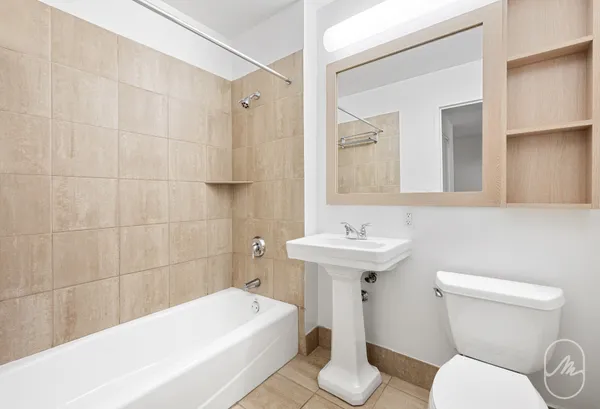 $4,600 | 561 10th Avenue, Unit 3J | Hell's Kitchen