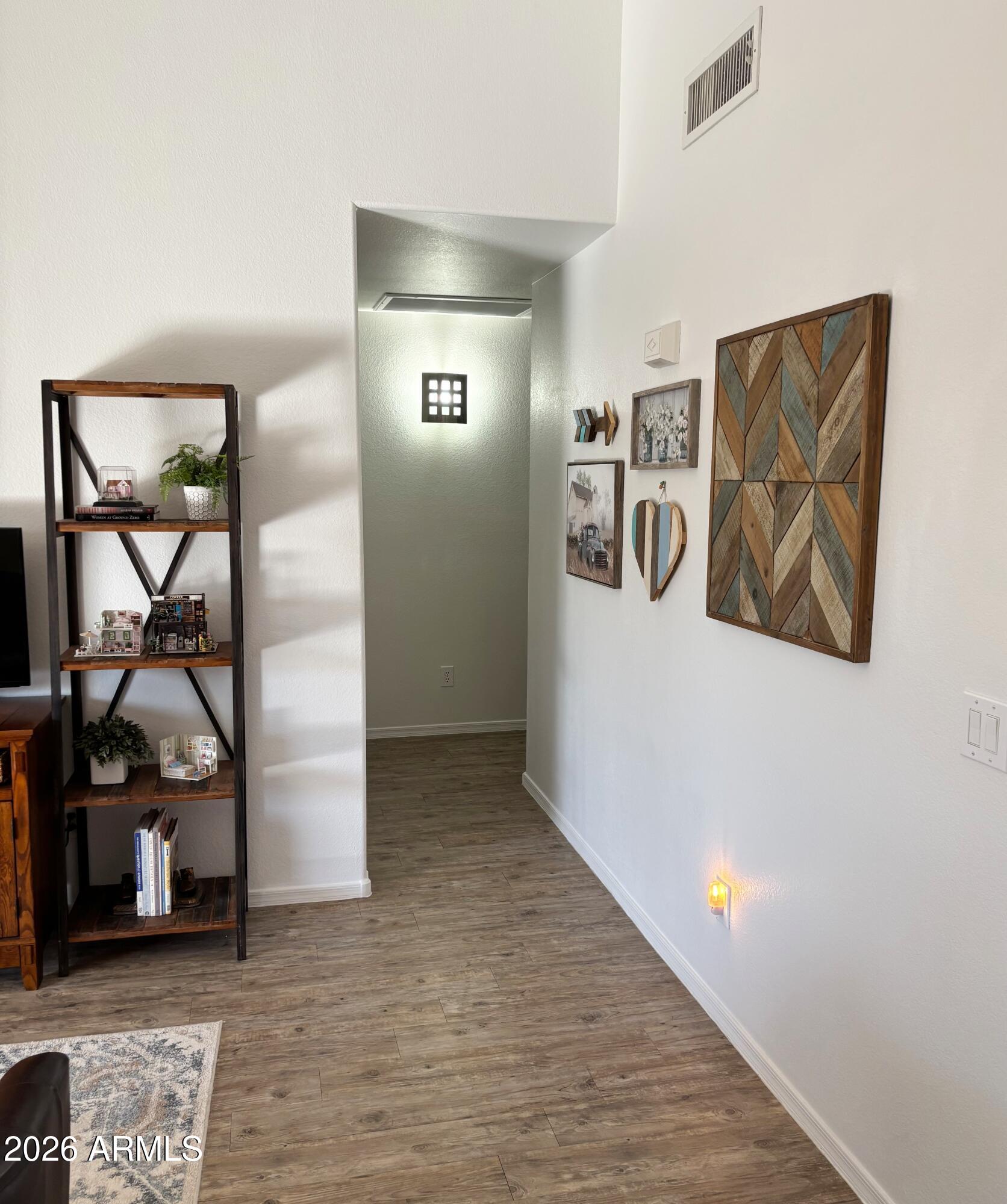 2353 East Willow Wick Road Gilbert, AZ 85296 - Photo 24 of 39 Willow-41-Hall