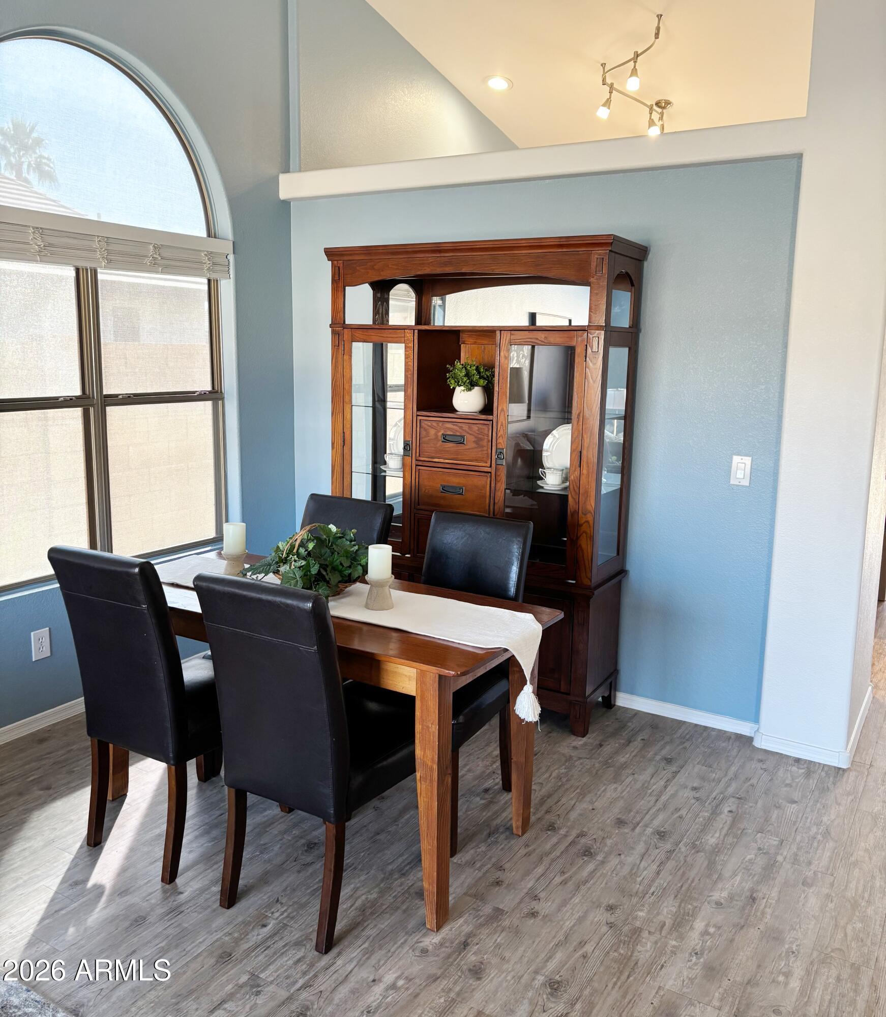 2353 East Willow Wick Road Gilbert, AZ 85296 - Photo 6 of 39 Willow-06-Dining