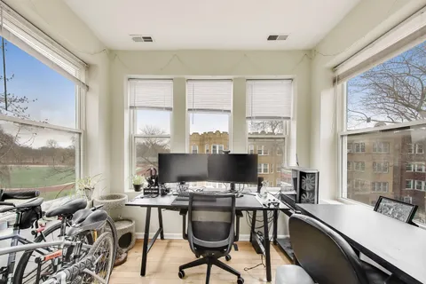 $225,000 | 3105 West Argyle Street, Unit 3, Chicago, IL 60625