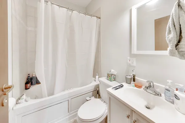 $225,000 | 3105 West Argyle Street, Unit 3, Chicago, IL 60625