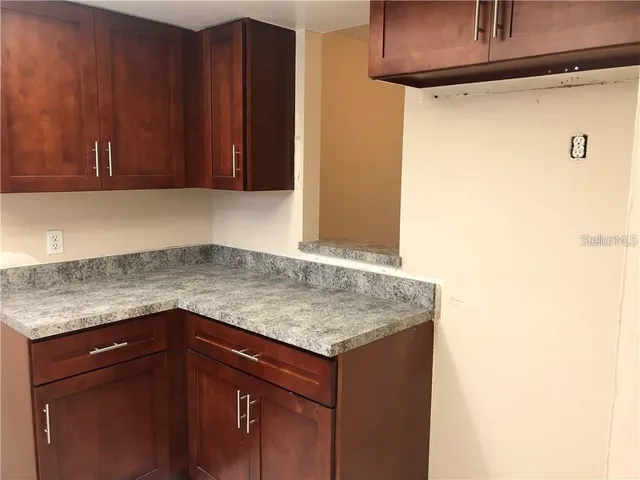 $1,400 | 290 Flower Lane, Unit 11, Kissimmee, FL 34743