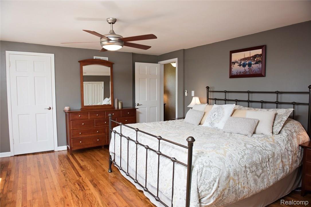 24325 Power Road Farmington, MI 48336 - Photo 19 of 35 24325 Power-48.jpg