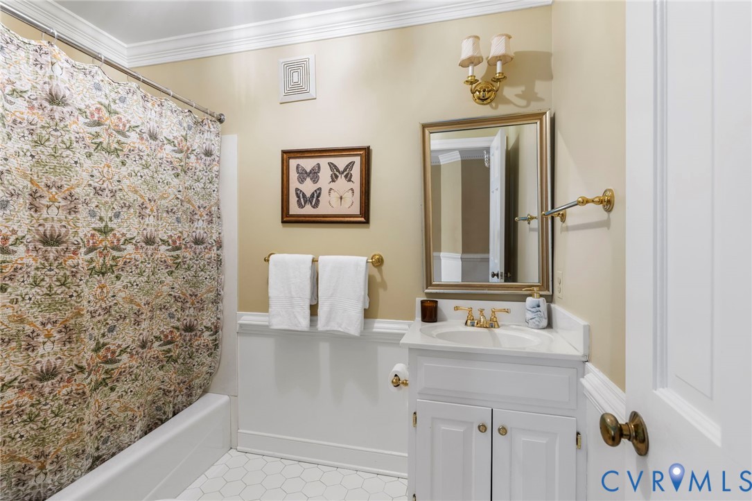 8420 Valley Wood Road Henrico, VA 23229 - Photo 14 of 30