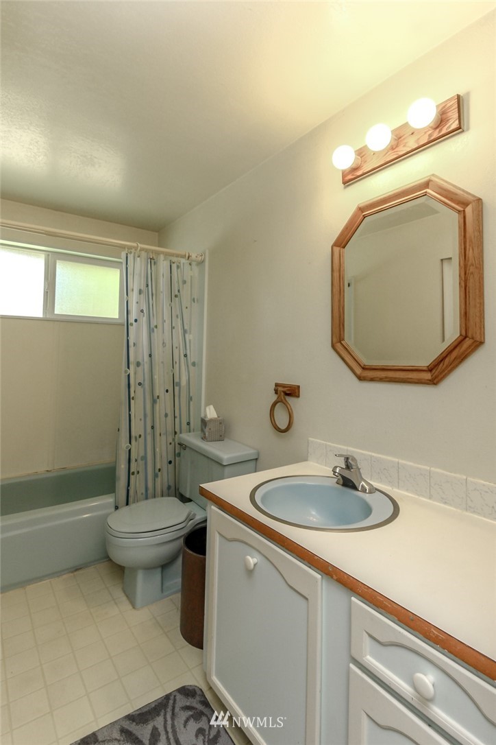 17631 Southeast 123rd Place Renton, WA 98059 - Photo 17 of 32 Gallery Image 17