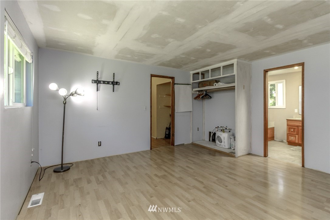 17631 Southeast 123rd Place Renton, WA 98059 - Photo 22 of 32 Gallery Image 22