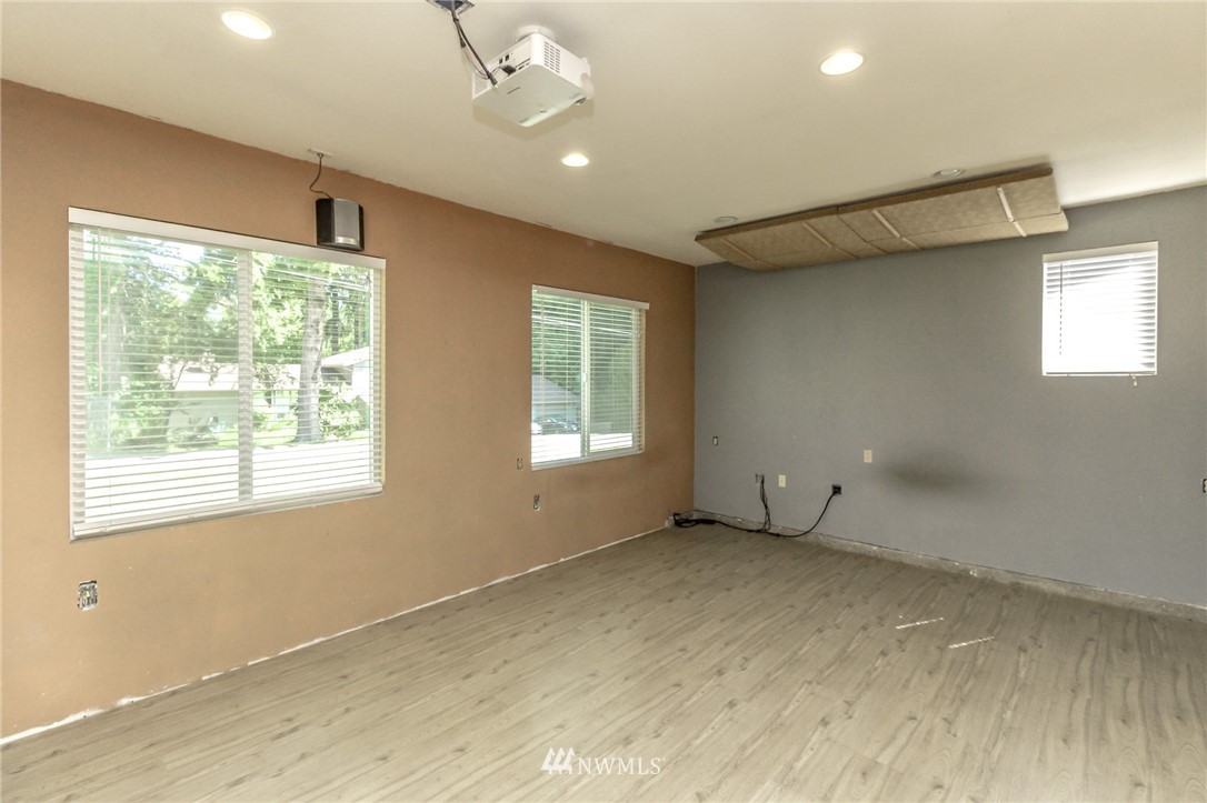 17631 Southeast 123rd Place Renton, WA 98059 - Photo 28 of 32 Gallery Image 28