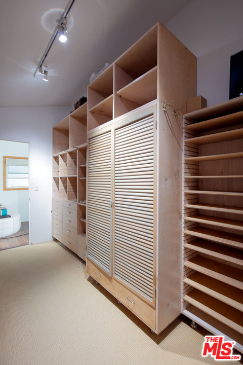 805 Hampton Drive Venice, CA 90291 - Photo 18 of 27 a view of a room with racks on the wall