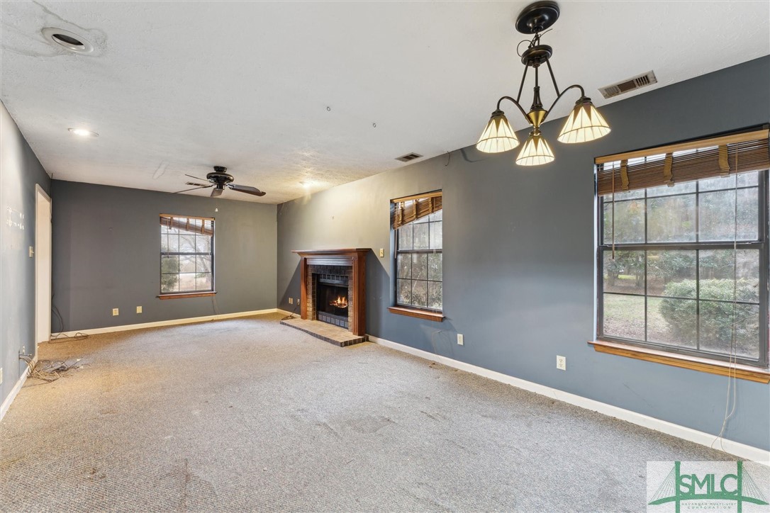 604 East 4th Street Rincon, GA 31326 - Photo 9 of 50 Living Room