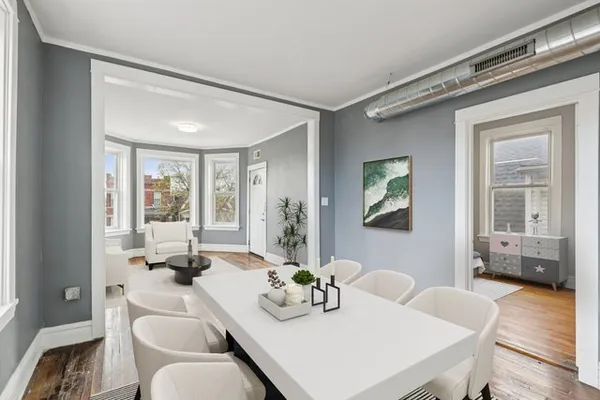 $400,000 | 956 North Trumbull Avenue, Chicago, IL 60651