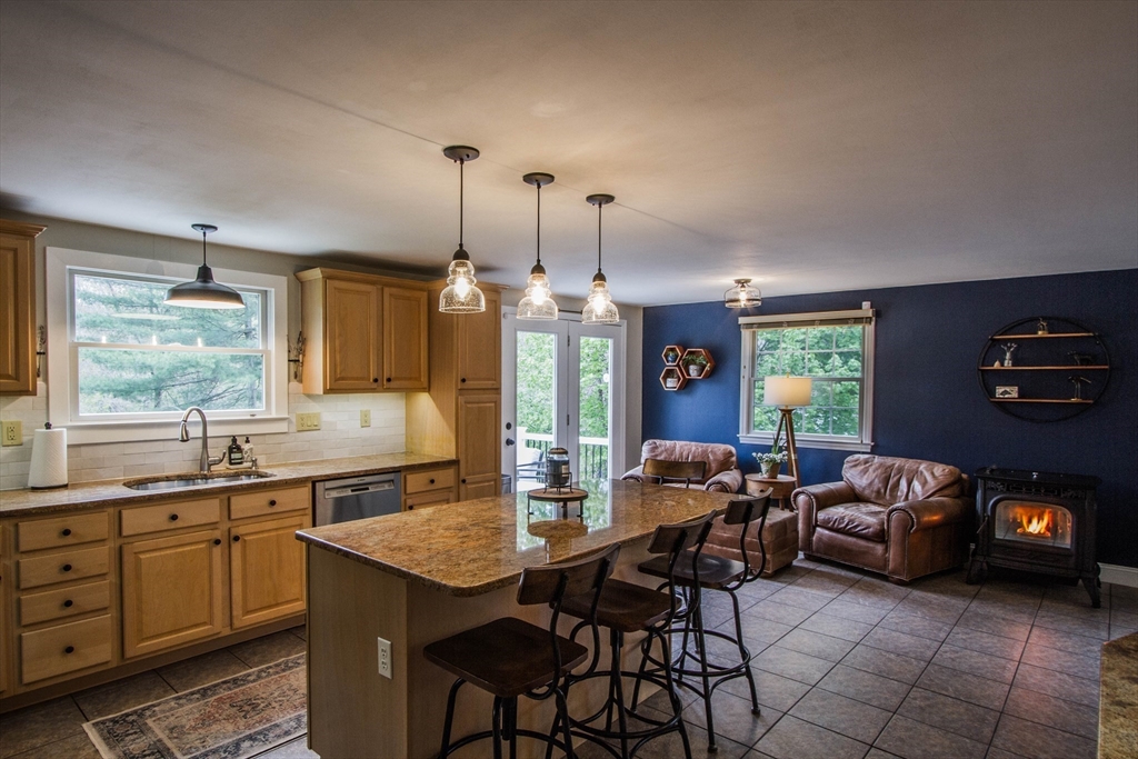 692 Cronin Road Warren, MA 01585 - Photo 18 of 42