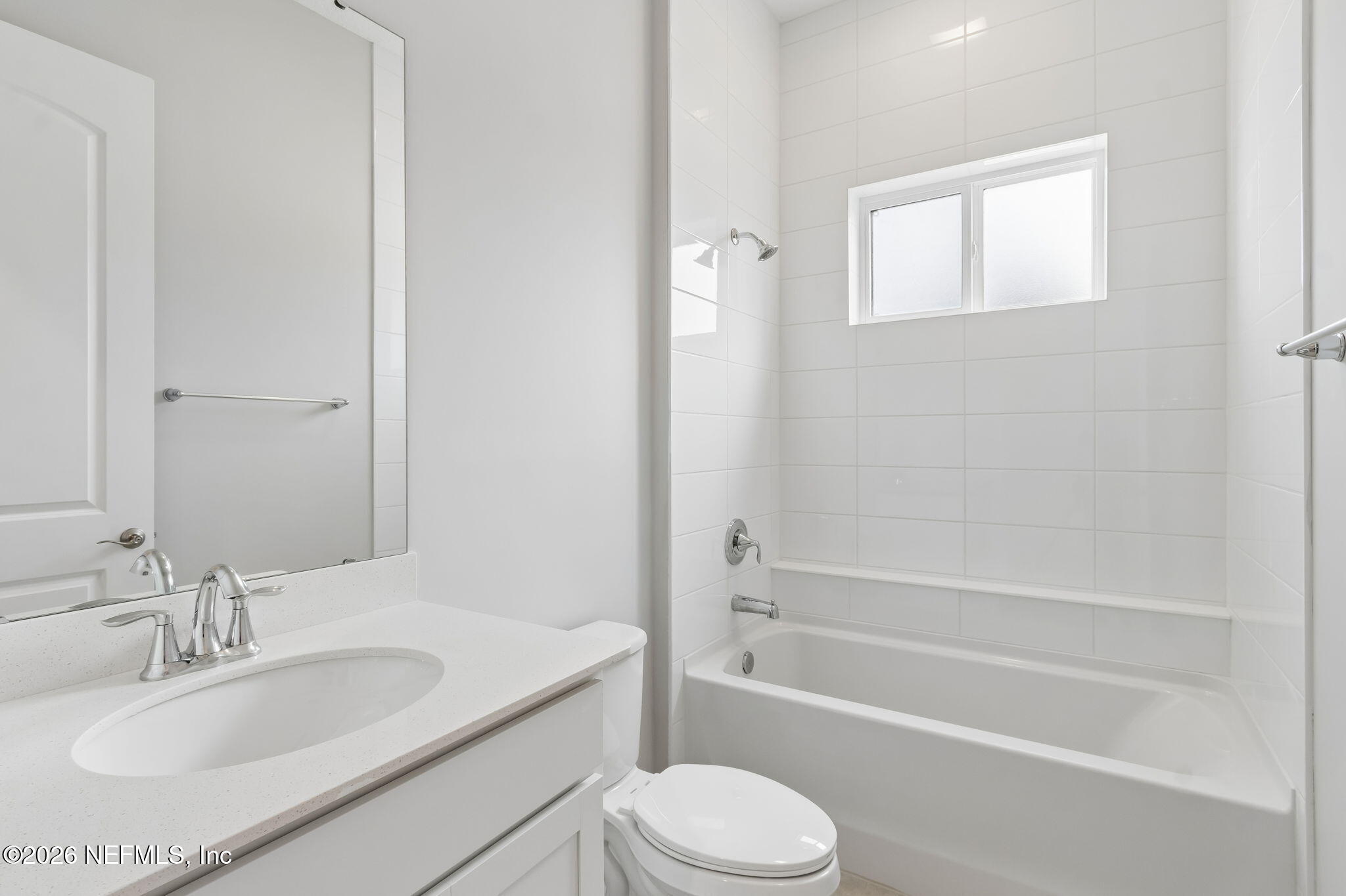 85148 Sandy Rdg Loop, Unit 17 Yulee, FL 32097 - Photo 6 of 25 Bathroom 3