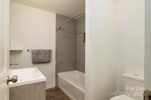 $235,000 | 408 East Catawba Avenue, Mount Holly, NC 28120