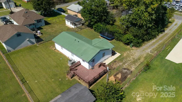 $235,000 | 408 East Catawba Avenue, Mount Holly, NC 28120