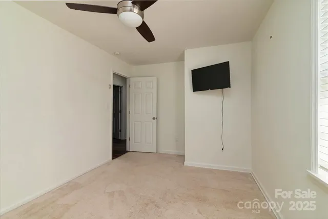 $235,000 | 408 East Catawba Avenue, Mount Holly, NC 28120