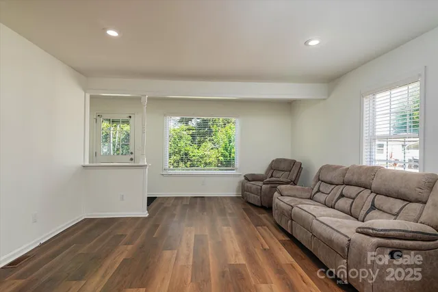 $235,000 | 408 East Catawba Avenue, Mount Holly, NC 28120