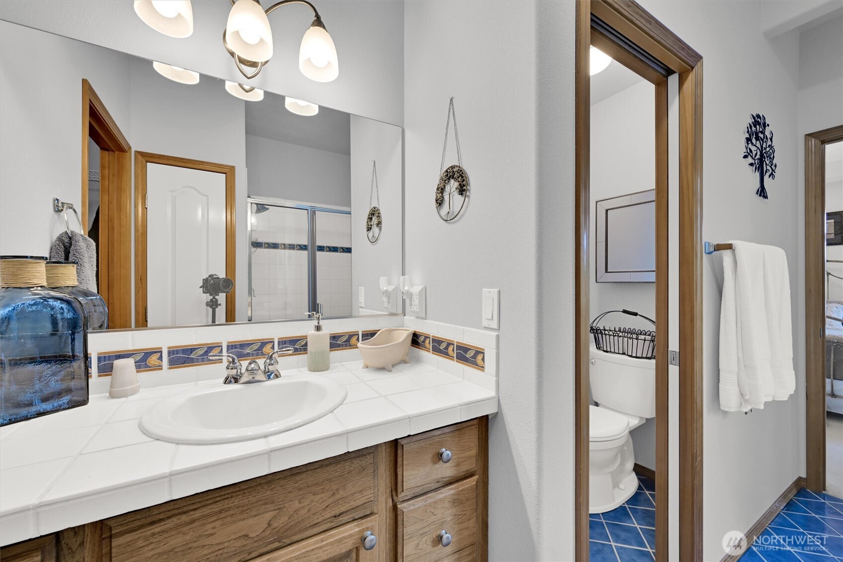 12012 Hunter Loop Road Southwest Rochester, WA 98579 - Photo 13 of 40