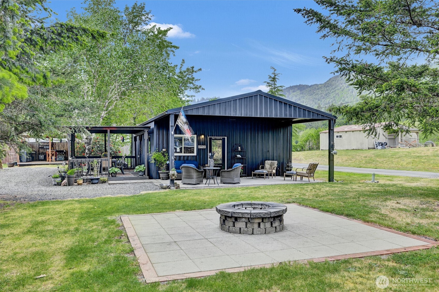 12012 Hunter Loop Road Southwest Rochester, WA 98579 - Photo 22 of 40