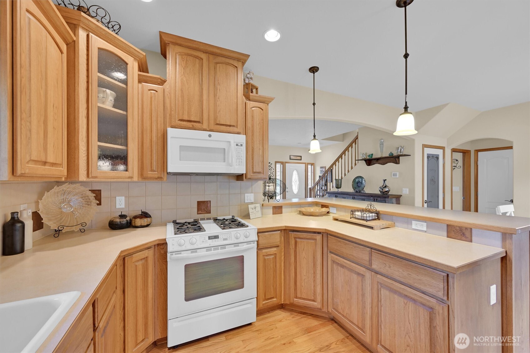 12012 Hunter Loop Road Southwest Rochester, WA 98579 - Photo 9 of 40