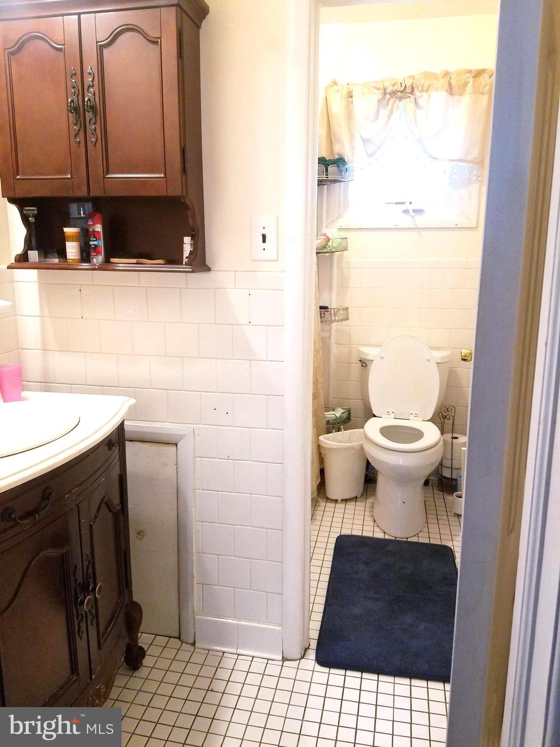 3424 Upton Road Baltimore, MD 21234 - Photo 11 of 20 Upstairs Bathroom