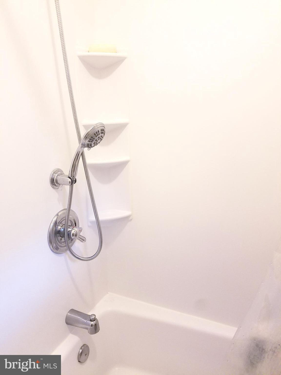 3424 Upton Road Baltimore, MD 21234 - Photo 16 of 20 Shower