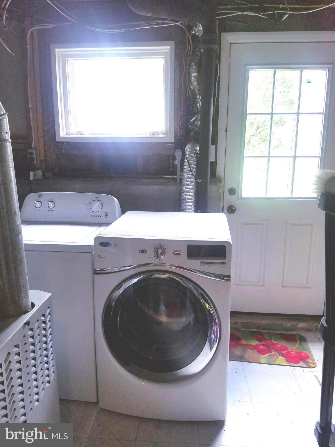 3424 Upton Road Baltimore, MD 21234 - Photo 17 of 20 Laundry Room
