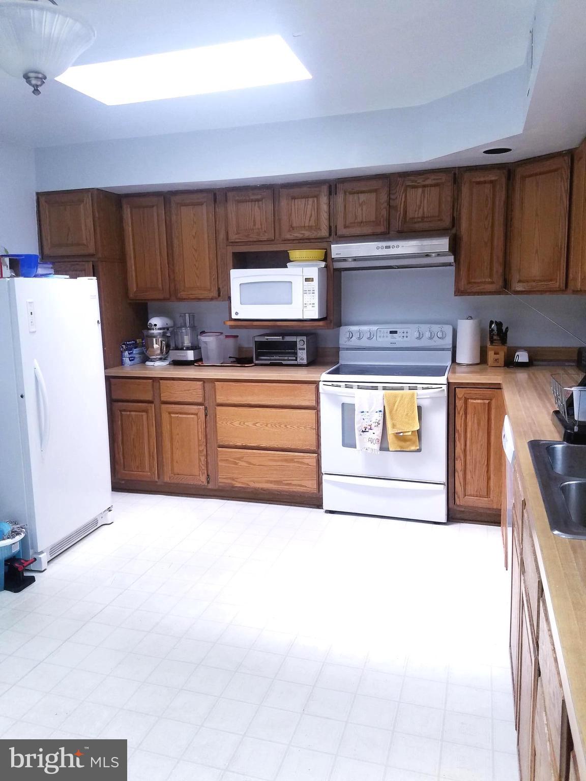 3424 Upton Road Baltimore, MD 21234 - Photo 6 of 20 Kitchen