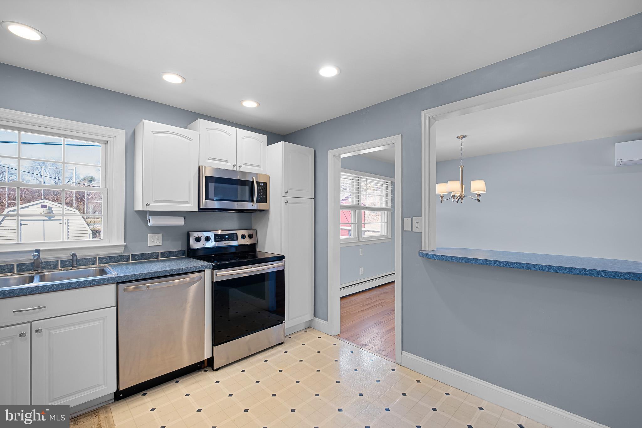 2738 Barnsley Road Wilmington, DE 19808 - Photo 8 of 25 Kitchen
