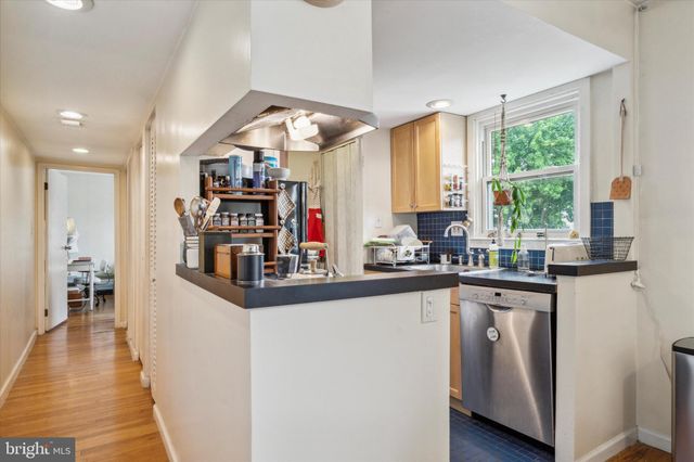 $208,000 | 328 Queen Street, Unit F, Philadelphia, PA 19147