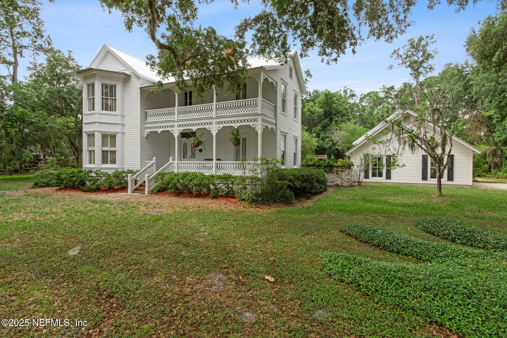 2562 Loretto Rd