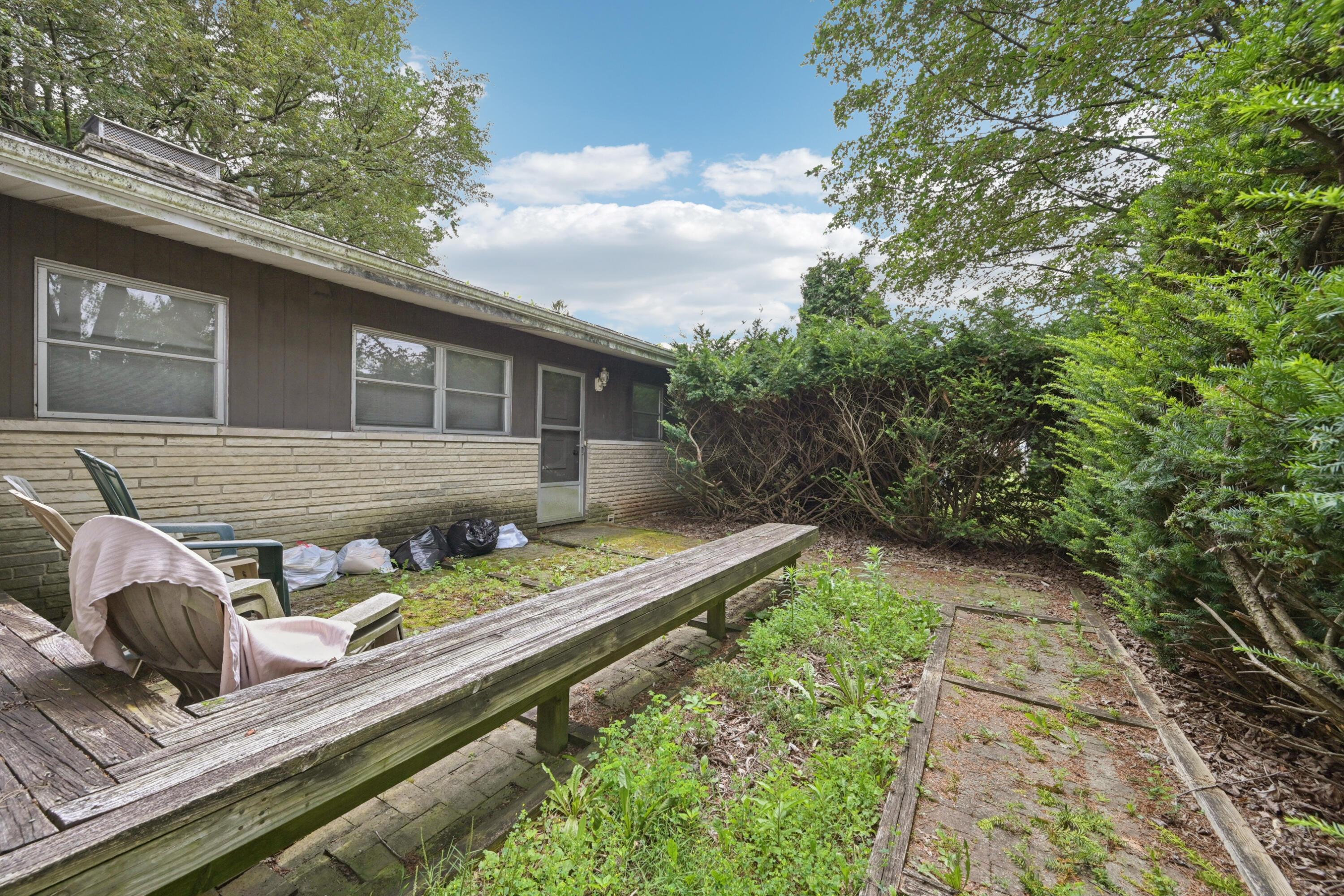 1068 McNaughten Road Columbus, OH 43213 - Photo 4 of 11 3-print-McNaughten Rd-S1807-003